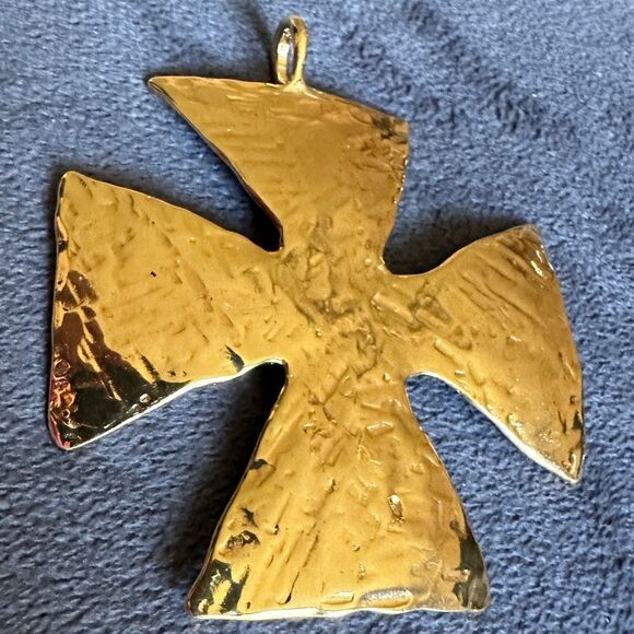 Neiman Marcus Hammered Gold-Tone Artisan Cross Pendant - Picture 15 of 17